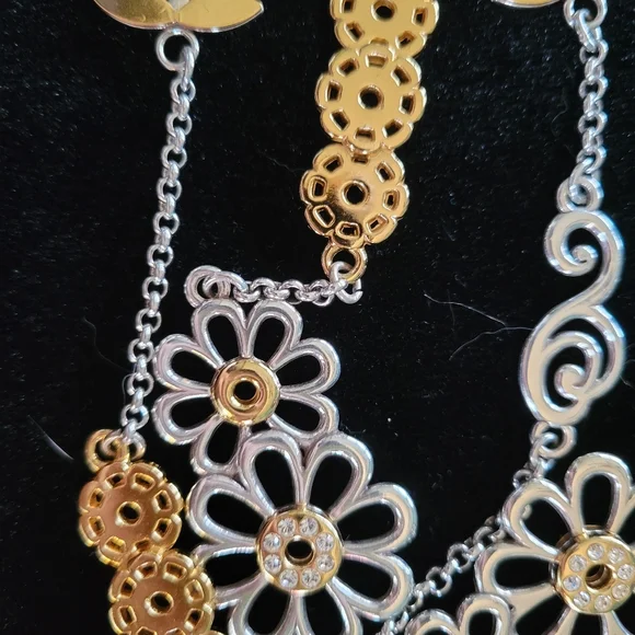 Brighton Flower Set - Picture 4 of 7